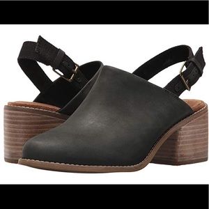 Tom’s Leila slingback shoe